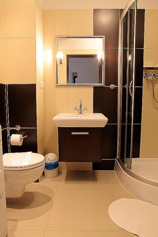 P&O Serviced Apartments Gdanski Station Varsovie Extérieur photo
