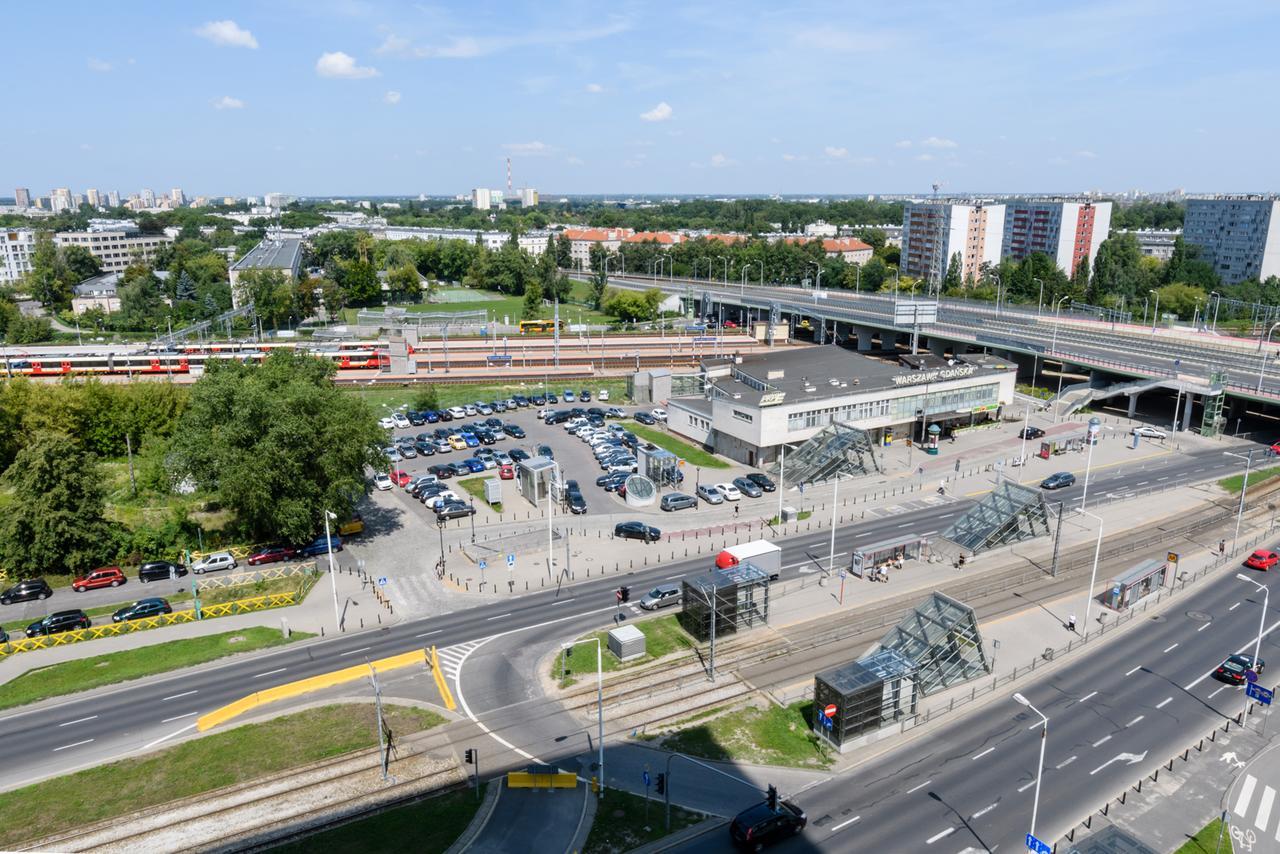 P&O Serviced Apartments Gdanski Station Varsovie Extérieur photo